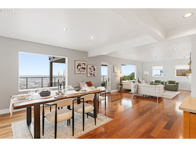 302 Nw ALBEMARLE Ter, Portland, OR 97210