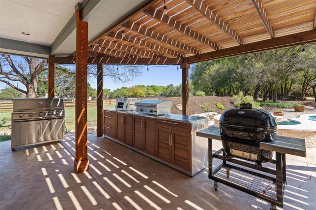 200 Four T Ranch RD, Georgetown, TX 78633