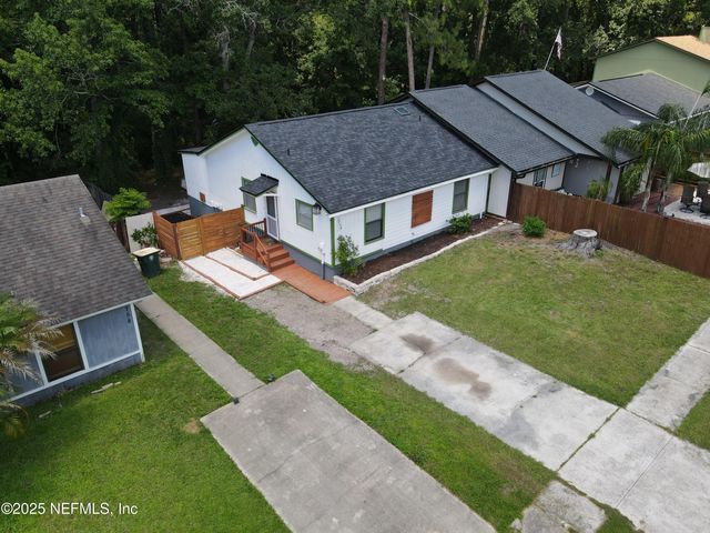2754 SANDUSKY Avenue W, Jacksonville, FL 32216