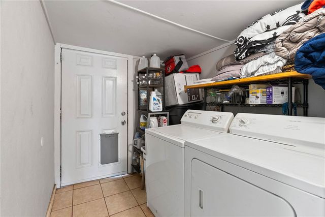 2562 1st St, Ingleside, TX 78362