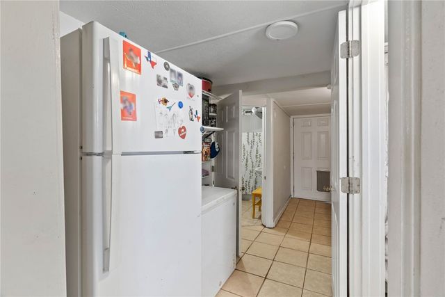 2562 1st St, Ingleside, TX 78362