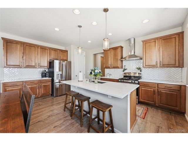 63 N Edge Cliff St, Castle Rock, CO 80104