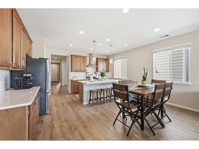 63 N Edge Cliff St, Castle Rock, CO 80104