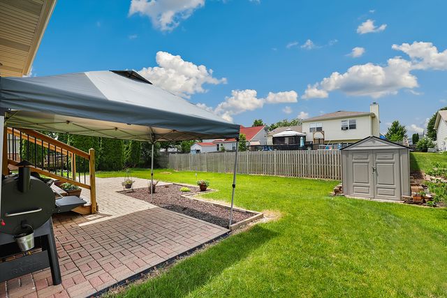 338 Wild Rose Lane, Romeoville, IL 60446