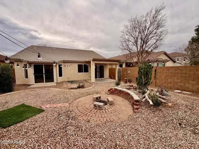 10502 E WALLFLOWER Lane, Florence, AZ 85132