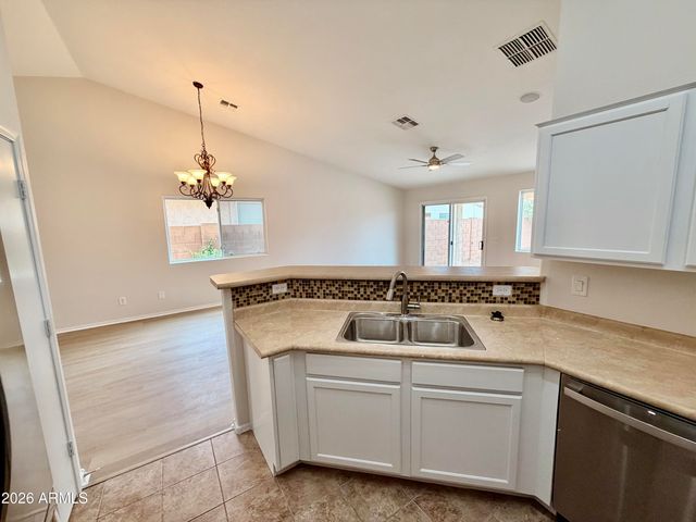 10502 E WALLFLOWER Lane, Florence, AZ 85132