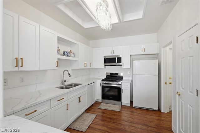 11013 Mission Lakes Avenue, Las Vegas, NV 89134
