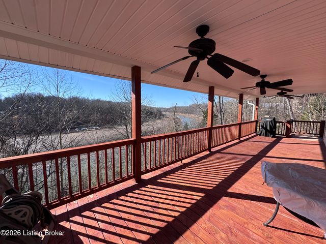 461 N Riverbend Rd, Leitchfield, KY 42754