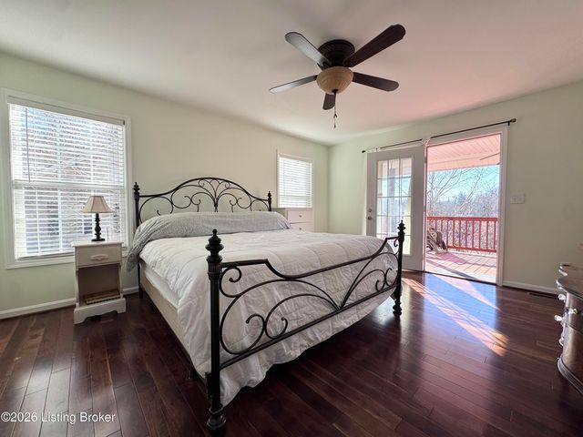 461 N Riverbend Rd, Leitchfield, KY 42754