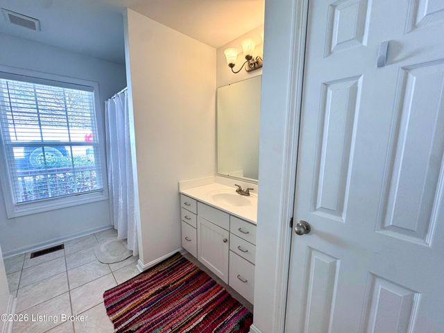 461 N Riverbend Rd, Leitchfield, KY 42754