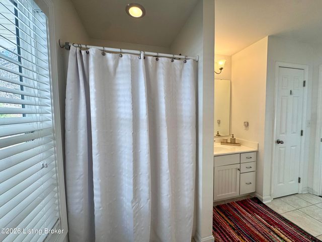 461 N Riverbend Rd, Leitchfield, KY 42754