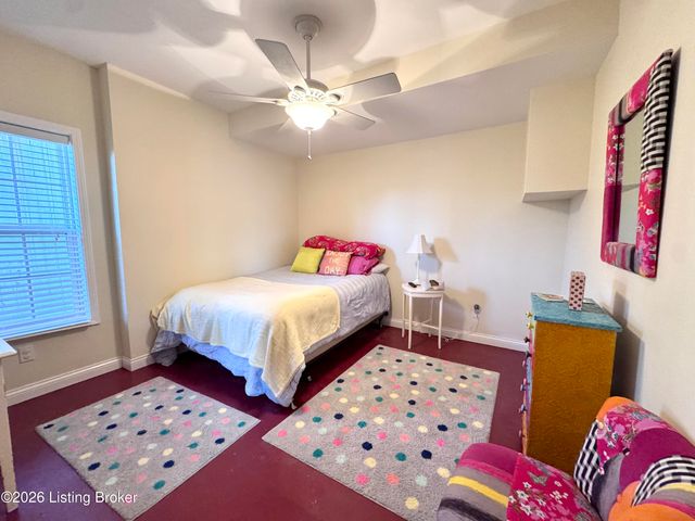 461 N Riverbend Rd, Leitchfield, KY 42754