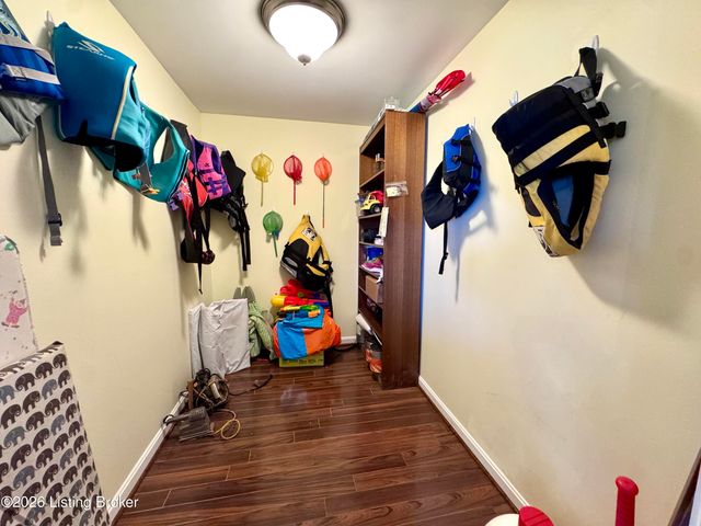 461 N Riverbend Rd, Leitchfield, KY 42754