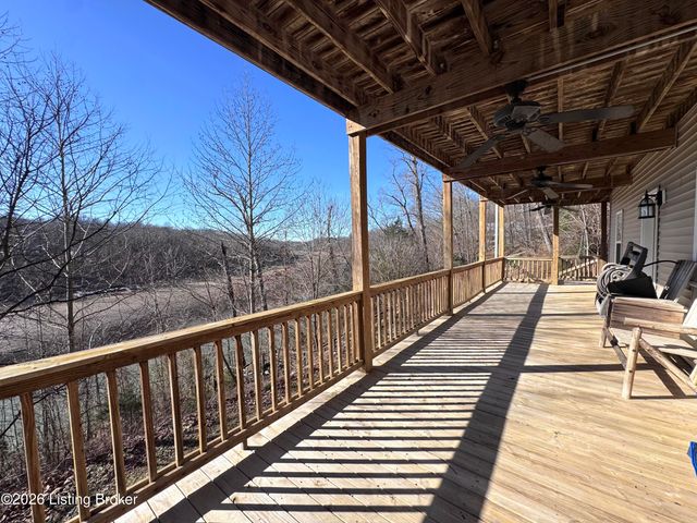 461 N Riverbend Rd, Leitchfield, KY 42754