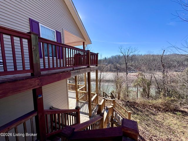 461 N Riverbend Rd, Leitchfield, KY 42754