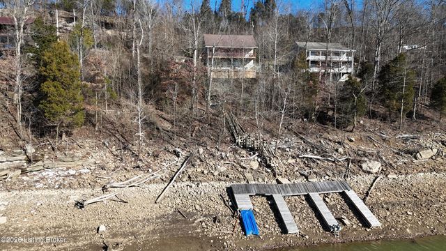 461 N Riverbend Rd, Leitchfield, KY 42754