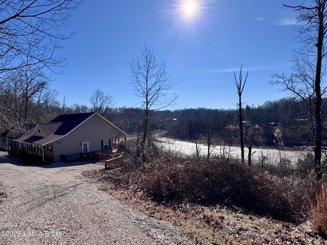 461 N Riverbend Rd, Leitchfield, KY 42754