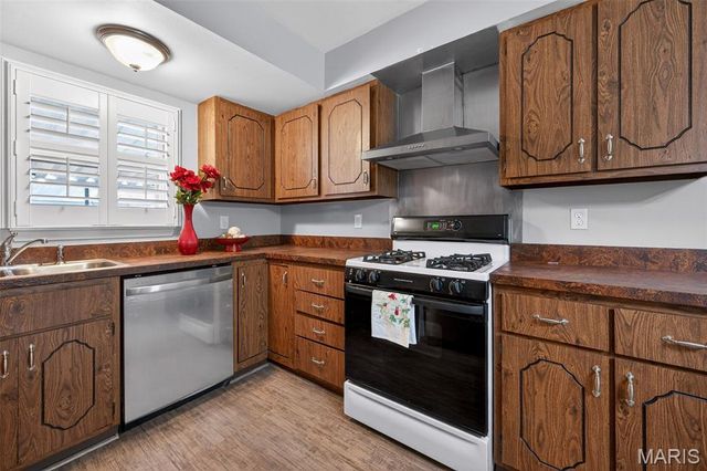 223 Southampton Drive, Lemay, MO 63125