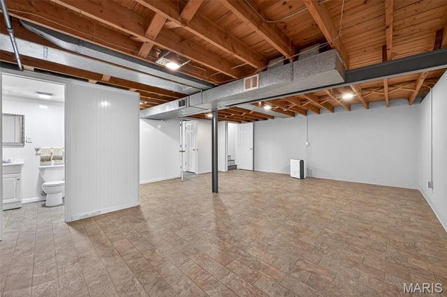 223 Southampton Drive, Lemay, MO 63125