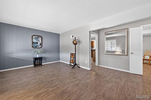 223 Southampton Drive, Lemay, MO 63125