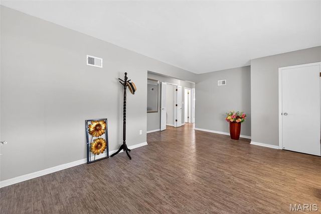 223 Southampton Drive, Lemay, MO 63125