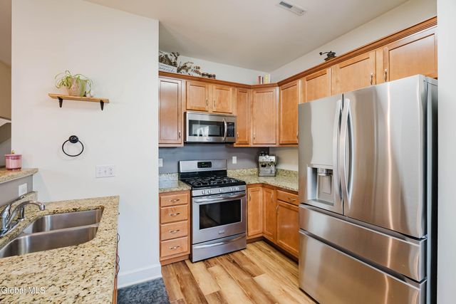 4203 Admirals Walk Drive, Cohoes, NY 12047