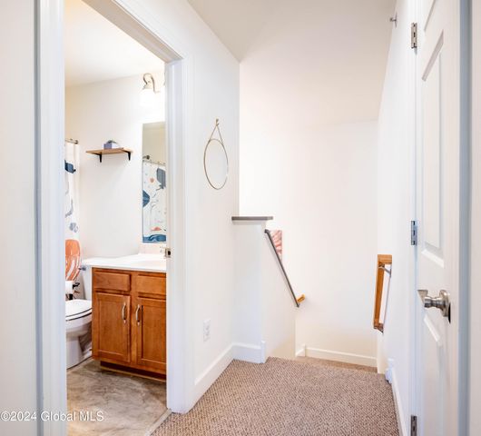 4203 Admirals Walk Drive, Cohoes, NY 12047