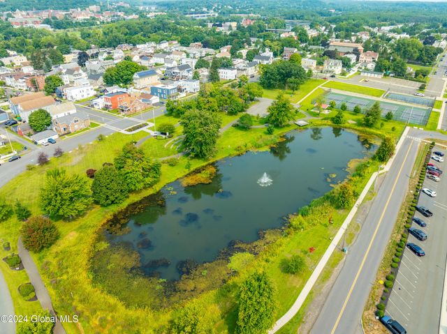 4203 Admirals Walk Drive, Cohoes, NY 12047