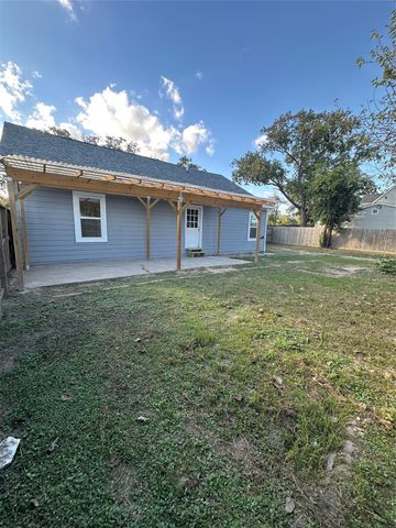 1411 Miles Street, Houston, TX 77015