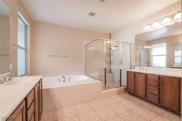 7744 White Ginger Avenue, Las Vegas, NV 89178