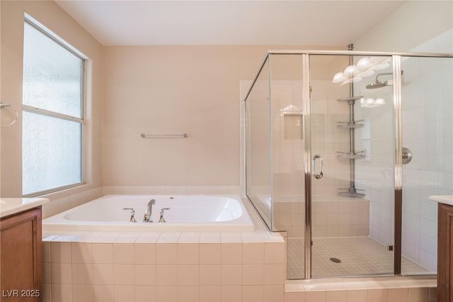 7744 White Ginger Avenue, Las Vegas, NV 89178