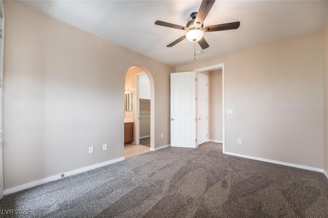 7744 White Ginger Avenue, Las Vegas, NV 89178