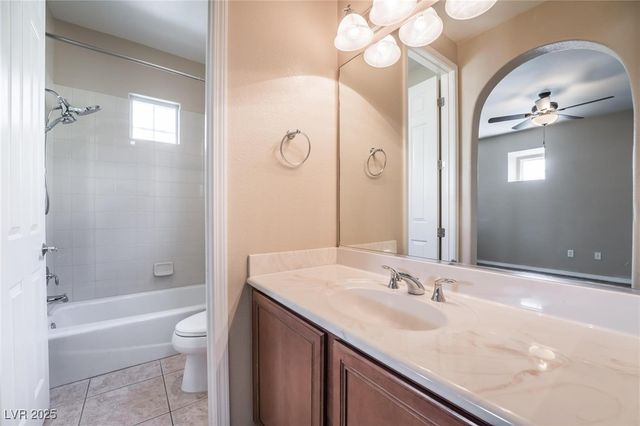 7744 White Ginger Avenue, Las Vegas, NV 89178