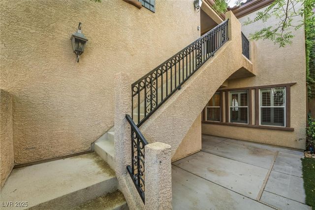 7744 White Ginger Avenue, Las Vegas, NV 89178