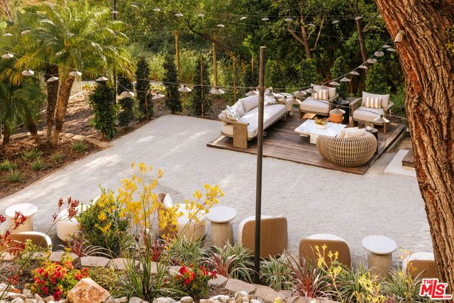 6489 Cavalleri Road 101, Malibu, CA 90265