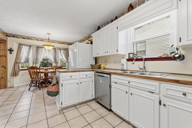 78 Rolling Oaks Drive, Maumelle, AR 72113