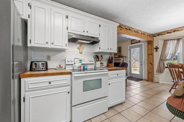 78 Rolling Oaks Drive, Maumelle, AR 72113