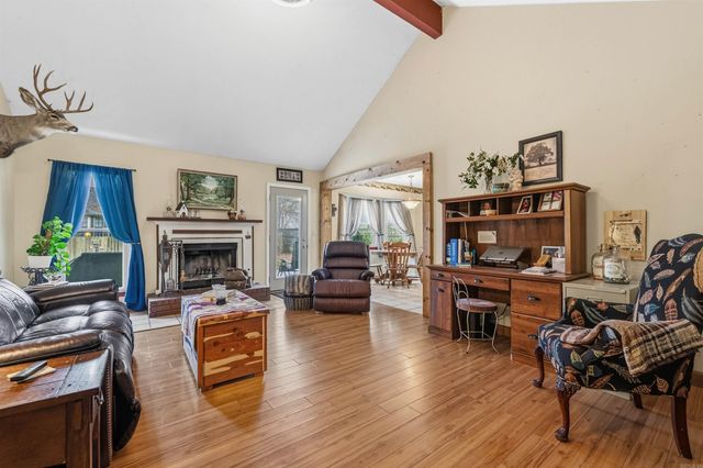 78 Rolling Oaks Drive, Maumelle, AR 72113