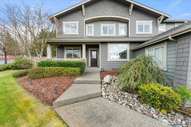 7041 Eagle Lake Drive SE, Snoqualmie, WA 98065