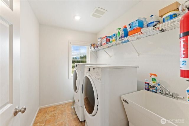 7041 Eagle Lake Drive SE, Snoqualmie, WA 98065