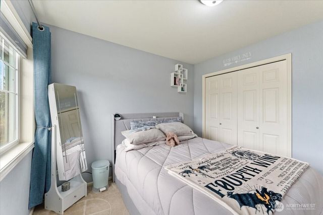 7041 Eagle Lake Drive SE, Snoqualmie, WA 98065