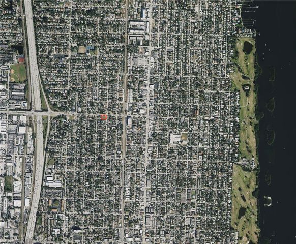 923 N E Street, Lake Worth, FL 33460