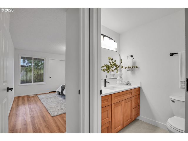 20332 Sw ROCK Ct, Beaverton, OR 97003