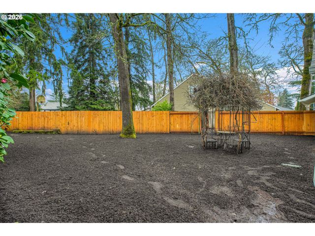 20332 Sw ROCK Ct, Beaverton, OR 97003