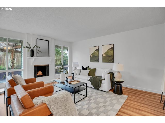 20332 Sw ROCK Ct, Beaverton, OR 97003