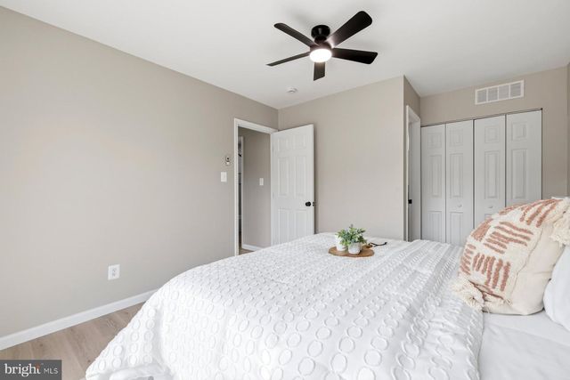 7213 JOHNNYCAKE RD, Baltimore, MD 21228