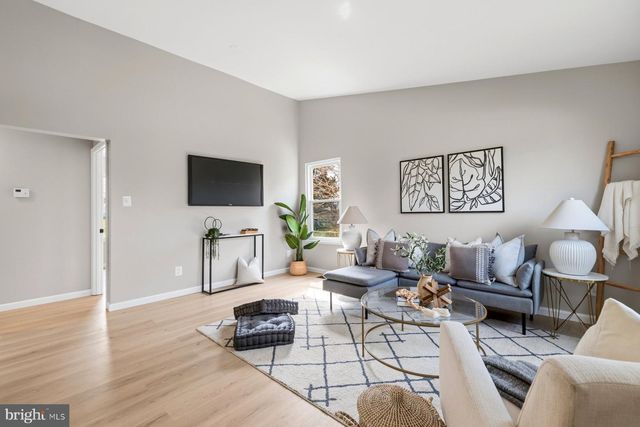 7213 JOHNNYCAKE RD, Baltimore, MD 21228