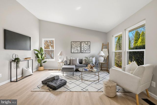 7213 JOHNNYCAKE RD, Baltimore, MD 21228