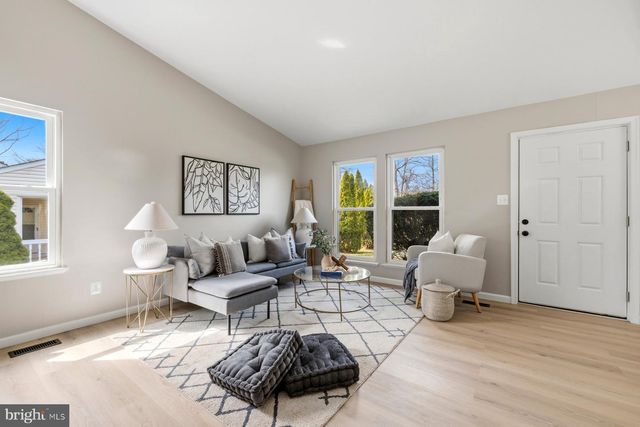 7213 JOHNNYCAKE RD, Baltimore, MD 21228