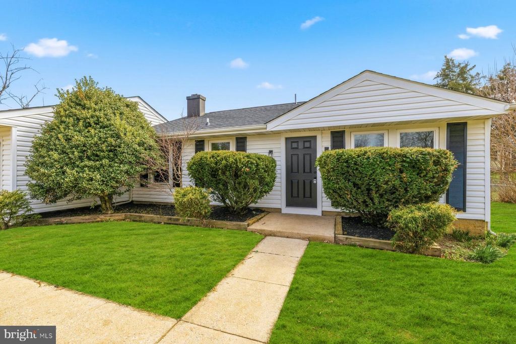 7213 JOHNNYCAKE RD, Baltimore, MD 21228